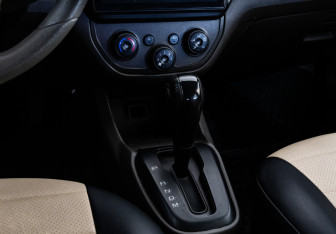 Подержанный автомобиль Chevrolet Cobalt Sedan 2014 года (11 фото)