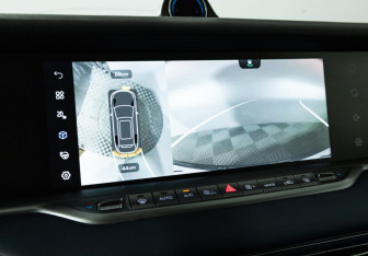 Подержанный автомобиль Voyah Free 2023 года (18 фото)