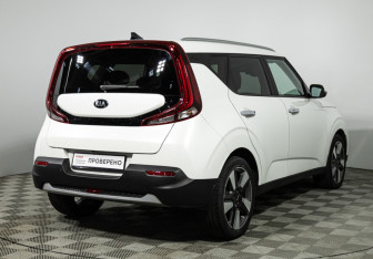 Подержанный автомобиль Kia Soul 2021 года (5 фото)