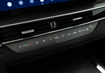 Подержанный автомобиль Chery Tiggo 8 Pro Max 2023 года (20 фото)