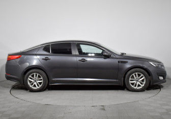 Подержанный автомобиль Kia Optima Sedan 2015 года (4 фото)