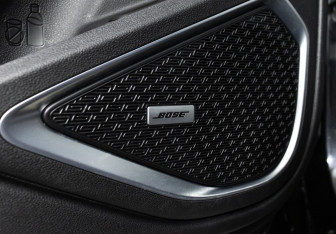 Подержанный автомобиль Geely Tugella 2023 года (24 фото)