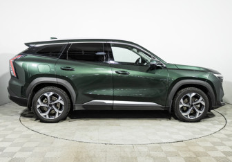 Подержанный автомобиль Geely Atlas 2024 года (4 фото)