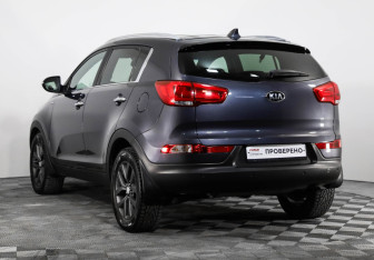 Подержанный автомобиль Kia Sportage 2014 года (7 фото)