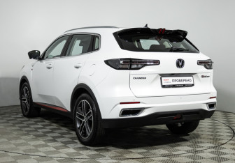 Подержанный автомобиль Changan CS55PLUS 2023 года (7 фото)