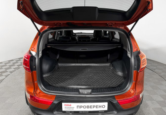 Подержанный автомобиль Kia Sportage 2011 года (20 фото)