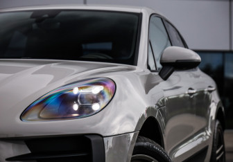 Подержанный автомобиль Porsche Macan 2019 года (2 фото)