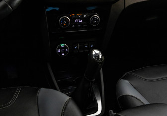 Подержанный автомобиль LADA (ВАЗ) XRAY 2018 года (13 фото)