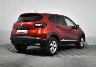 Подержанный автомобиль Renault Kaptur 2020 года (5 фото)