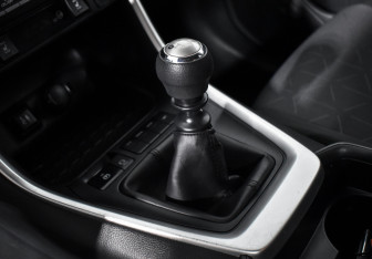 Подержанный автомобиль Toyota RAV4 2020 года (10 фото)