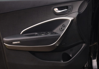 Подержанный автомобиль Hyundai Santa Fe 2018 года (22 фото)