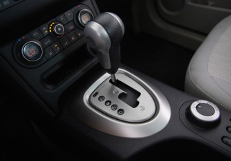 Подержанный автомобиль Nissan Qashqai+2 2011 года (12 фото)