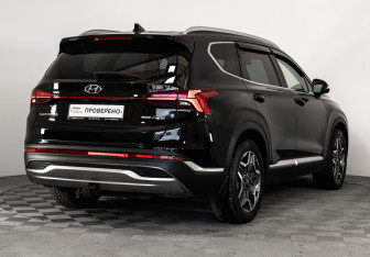 Подержанный автомобиль Hyundai Santa Fe 2022 года (7 фото)