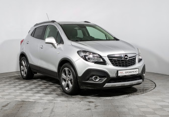 Подержанный автомобиль Opel Mokka 2012 года (3 фото)