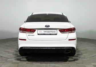 Подержанный автомобиль Kia Optima Sedan 2020 года (6 фото)