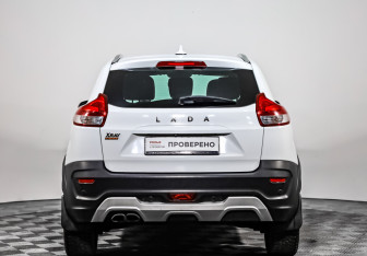 Подержанный автомобиль LADA (ВАЗ) XRAY 2019 года (6 фото)