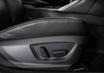 Подержанный автомобиль Toyota Camry Sedan 2019 года (32 фото)