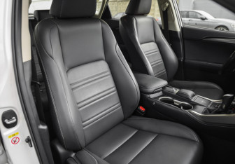 Подержанный автомобиль Lexus NX 2017 года (27 фото)