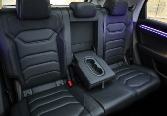 Подержанный автомобиль Volkswagen Touareg 2021 года (33 фото)