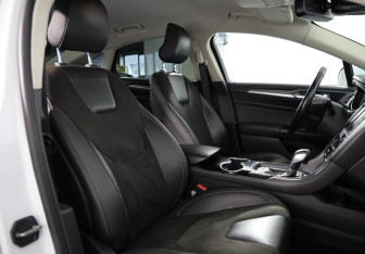 Подержанный автомобиль Ford Mondeo Sedan 2014 года (11 фото)