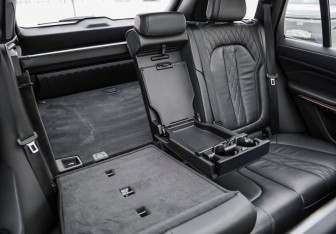 Подержанный автомобиль BMW X5 2019 года (34 фото)