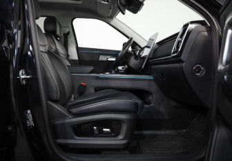 Подержанный автомобиль Jaecoo J7 2023 года (24 фото)