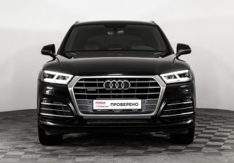 Подержанный автомобиль Audi Q5 2018 года (3 фото)