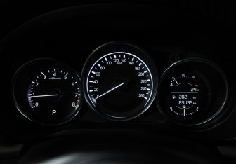 Подержанный автомобиль Mazda CX-5 2018 года (12 фото)