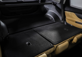 Подержанный автомобиль Hyundai Santa Fe 2021 года (32 фото)