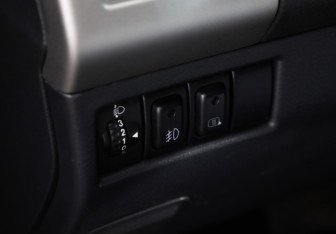 Подержанный автомобиль Suzuki Liana Wagon 2006 года (13 фото)