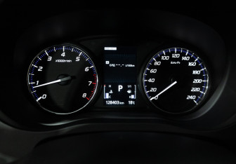 Подержанный автомобиль Mitsubishi Outlander 2014 года (12 фото)