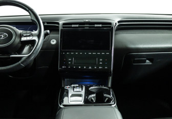 Подержанный автомобиль Hyundai Tucson 2021 года (14 фото)
