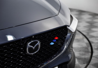 Подержанный автомобиль Mazda CX-30 2019 года (8 фото)