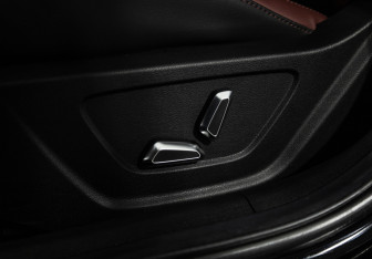 Подержанный автомобиль Geely Coolray 2023 года (22 фото)