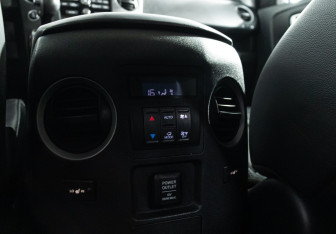 Подержанный автомобиль Honda Pilot 2013 года (21 фото)