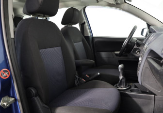 Подержанный автомобиль Ford Fusion 2008 года (9 фото)