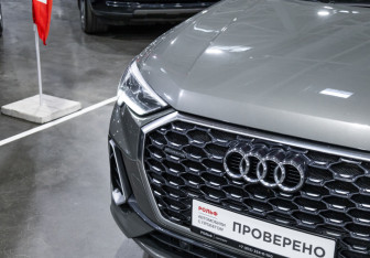 Подержанный автомобиль Audi Q3 Sportback 2020 года (5 фото)