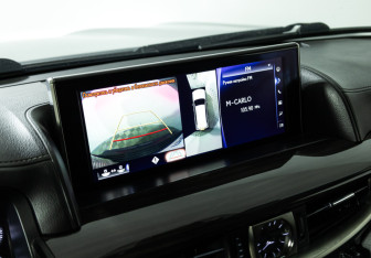 Подержанный автомобиль Lexus LX 2015 года (20 фото)