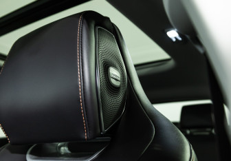 Подержанный автомобиль Changan UNI-K 2023 года (26 фото)