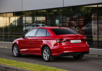 Подержанный автомобиль Audi A3 Sedan 2019 года (8 фото)