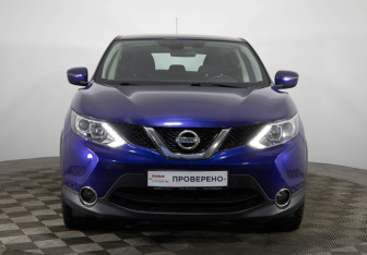 Подержанный автомобиль Nissan Qashqai 2016 года (2 фото)