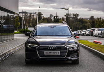 Подержанный автомобиль Audi A6 Sedan 2020 года (4 фото)
