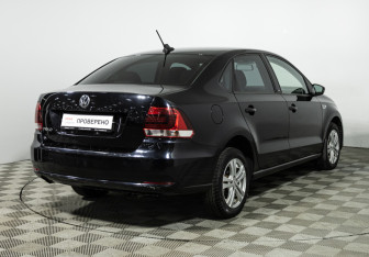 Подержанный автомобиль Volkswagen Polo Sedan 2017 года (5 фото)