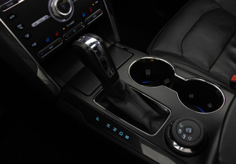 Подержанный автомобиль Ford Explorer 2017 года (13 фото)