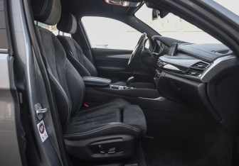 Подержанный автомобиль BMW X6 2017 года (29 фото)