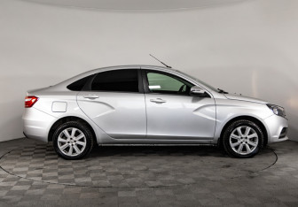 Подержанный автомобиль LADA (ВАЗ) Vesta Sedan 2020 года (4 фото)
