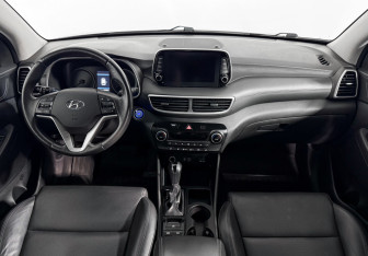 Подержанный автомобиль Hyundai Tucson 2018 года (14 фото)