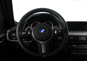 Подержанный автомобиль BMW X6 2019 года (14 фото)