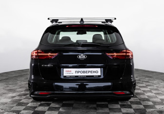 Подержанный автомобиль Kia Ceed Wagon 2019 года (6 фото)