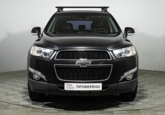 Подержанный автомобиль Chevrolet Captiva 2012 года (2 фото)